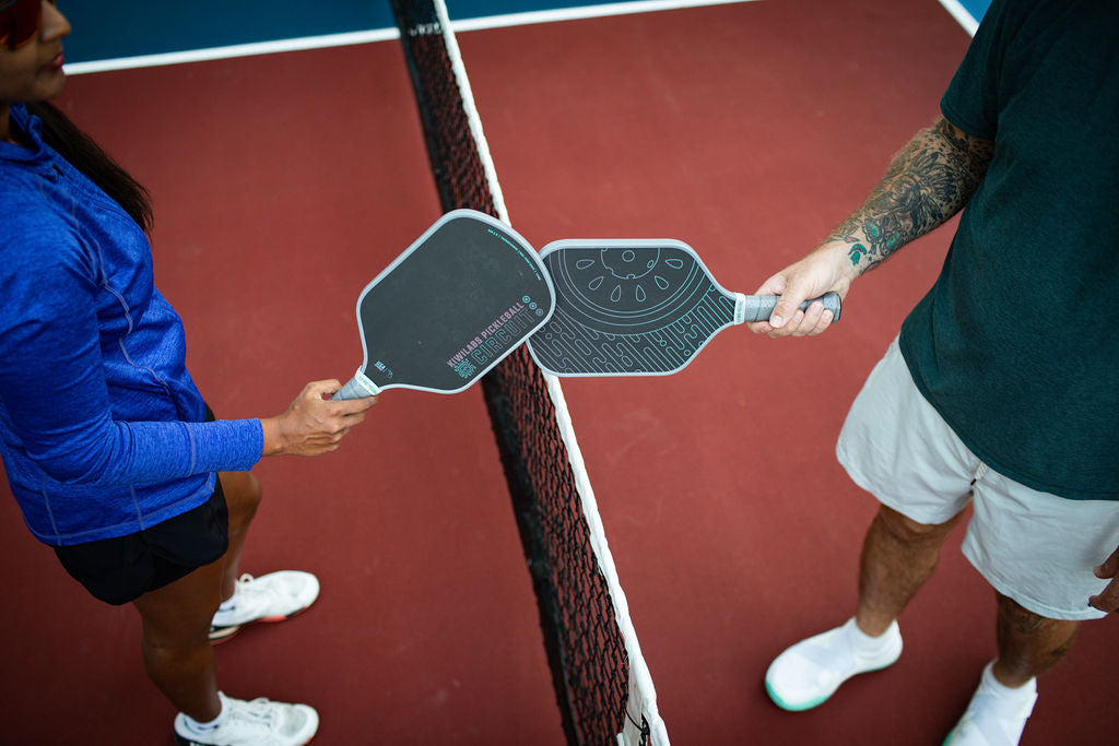 Circuit Dual-Foam Pickleball Paddle From KiwiLabs Pickleball | t700 Thermoformed Carbon Fiber